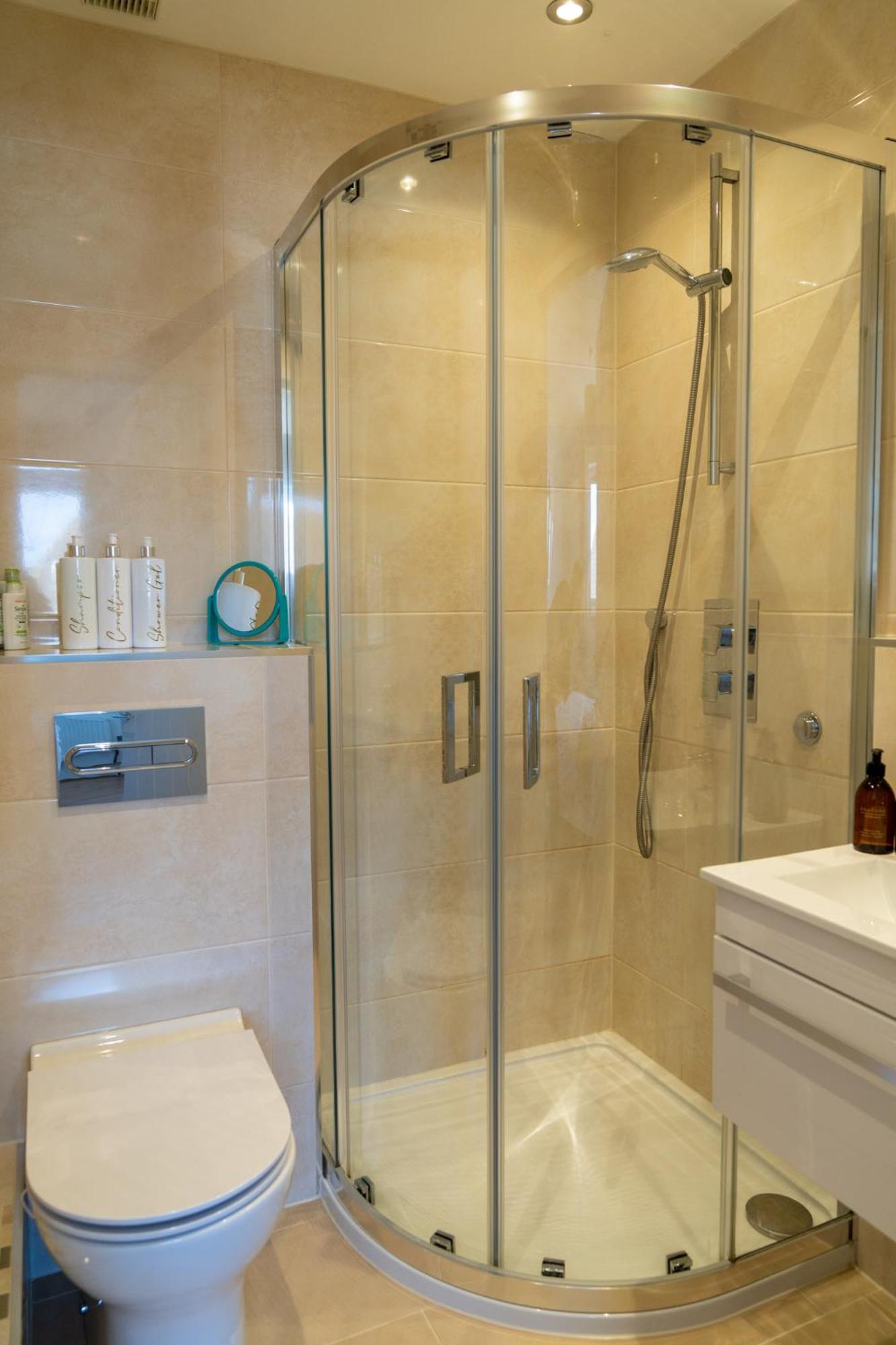 Trethvor House Ensuite Double Room With Free Parking In Quiet Residential Area بادستو المظهر الخارجي الصورة
