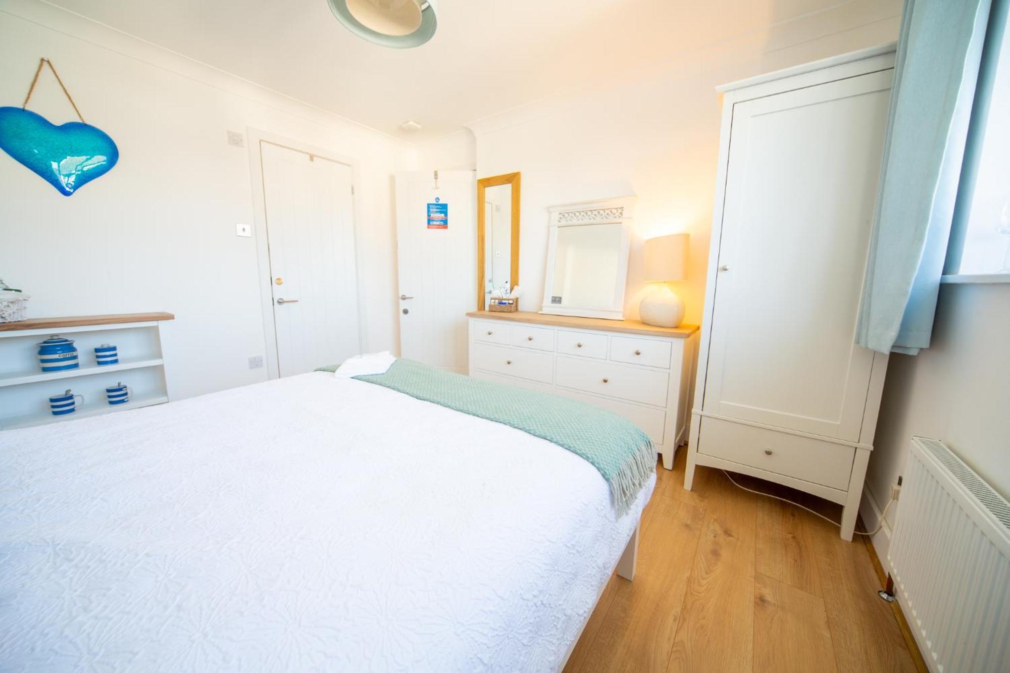 Trethvor House Ensuite Double Room With Free Parking In Quiet Residential Area بادستو المظهر الخارجي الصورة